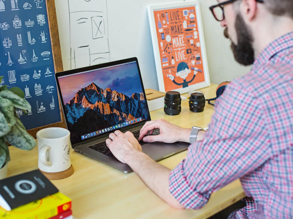 Design-Workflow mit Wireframes und UI-Komponenten
